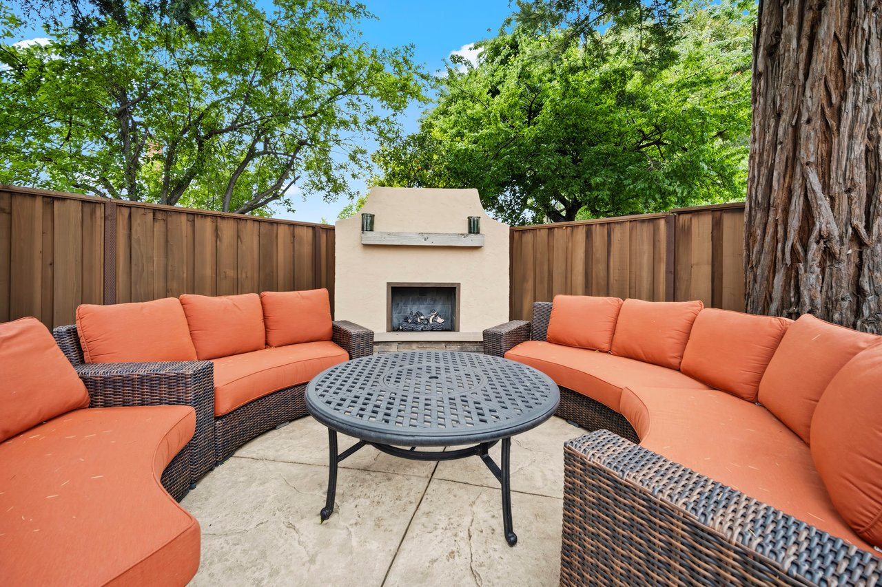 Del Prado Pleasanton Home with Pool, Expanded Living Space and Court Location