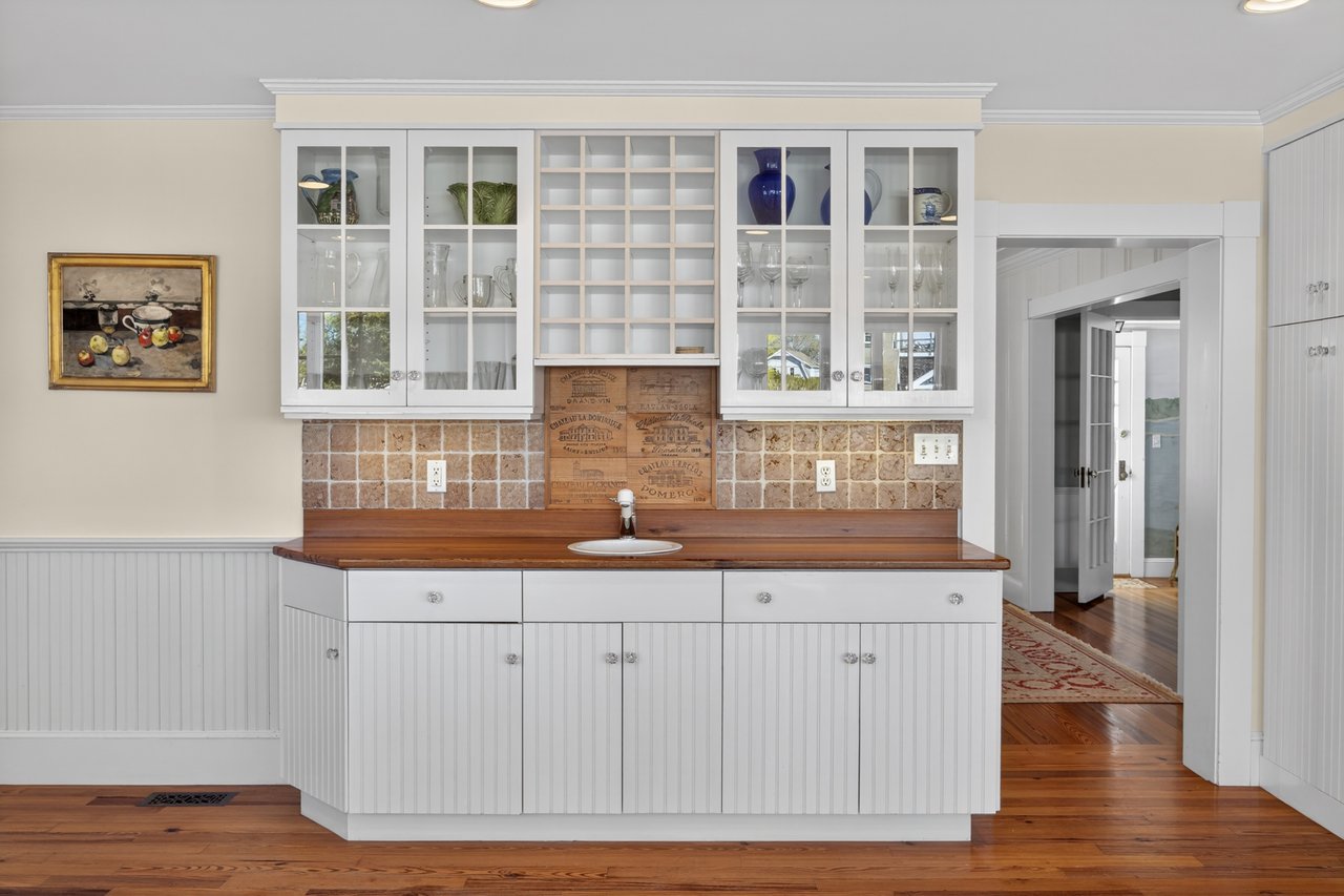 Coastal Retreat in Osterville
