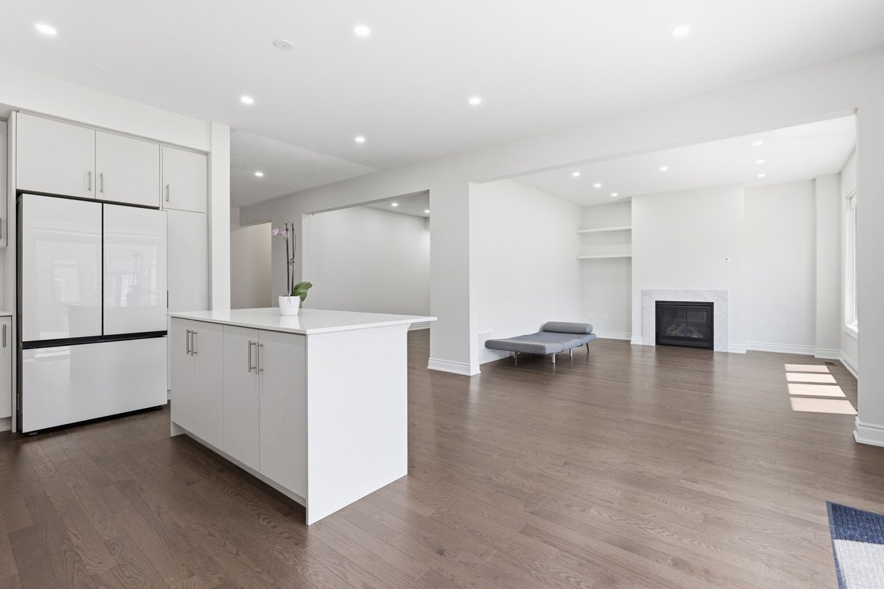 32 Bermondsey Way