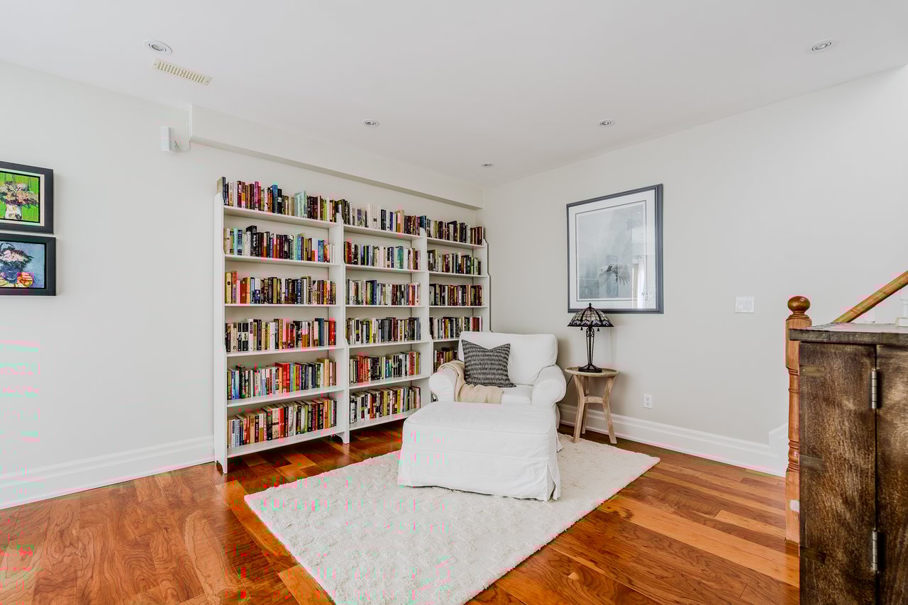 148 Balsam Ave