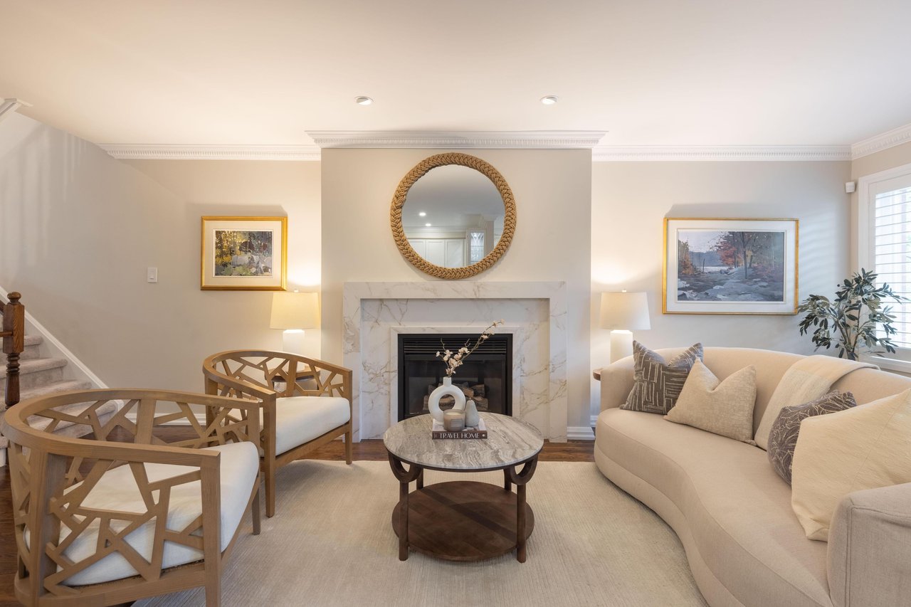 1064 Queen Street W 32A