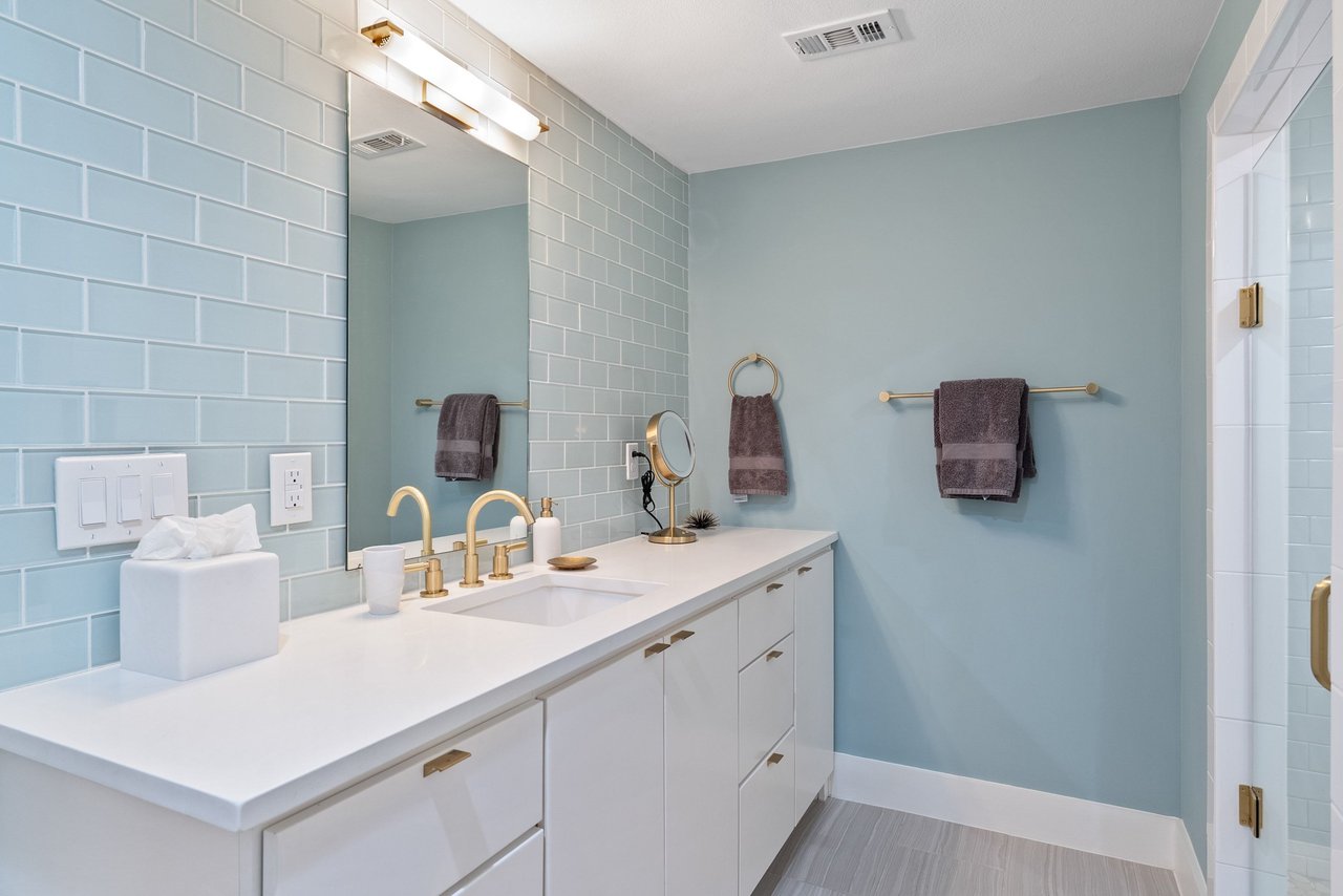 Balcones Mid-Century Modern Retreat