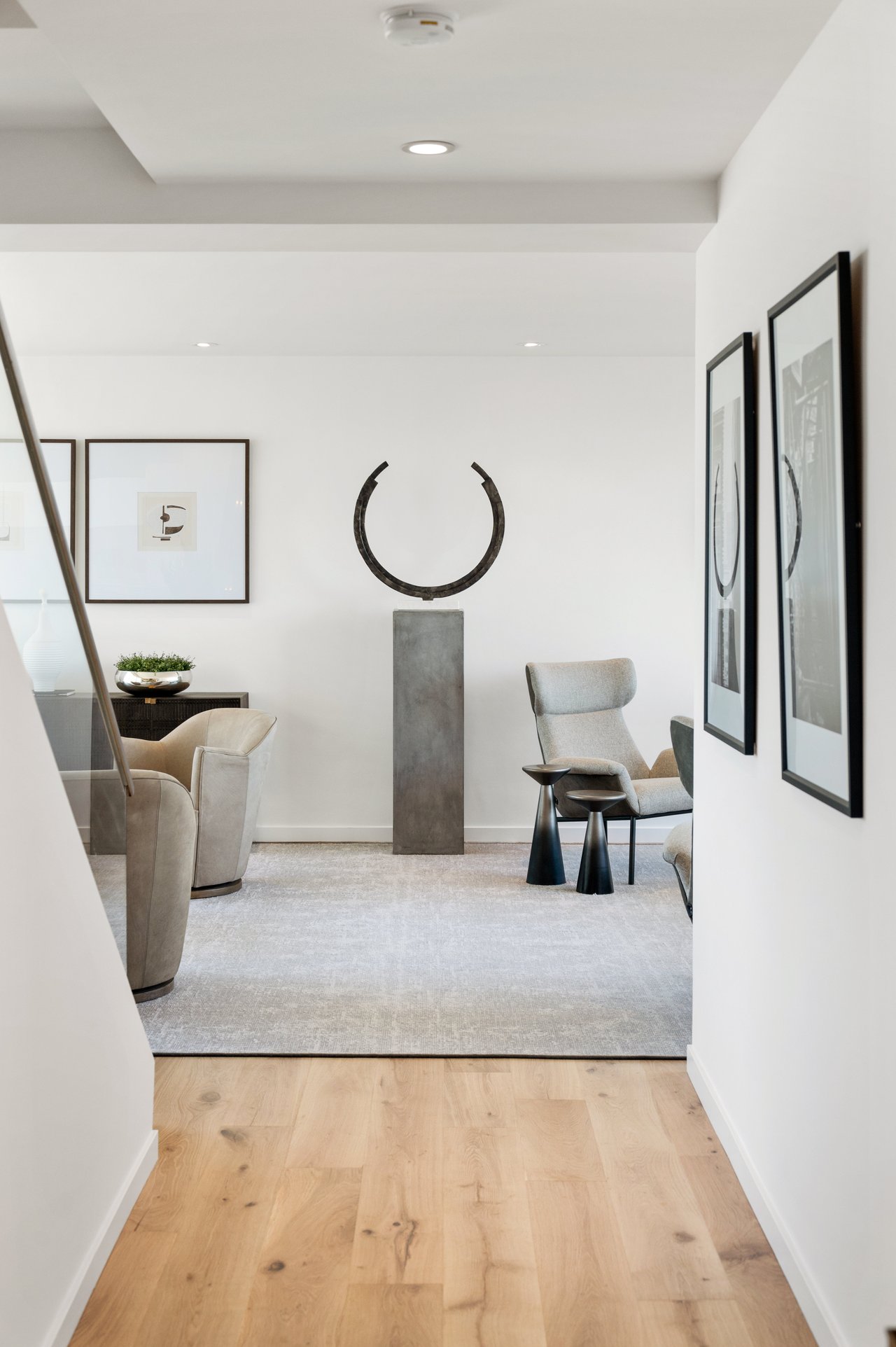 3-Bdrm View Apartment at 1080 Chestnut