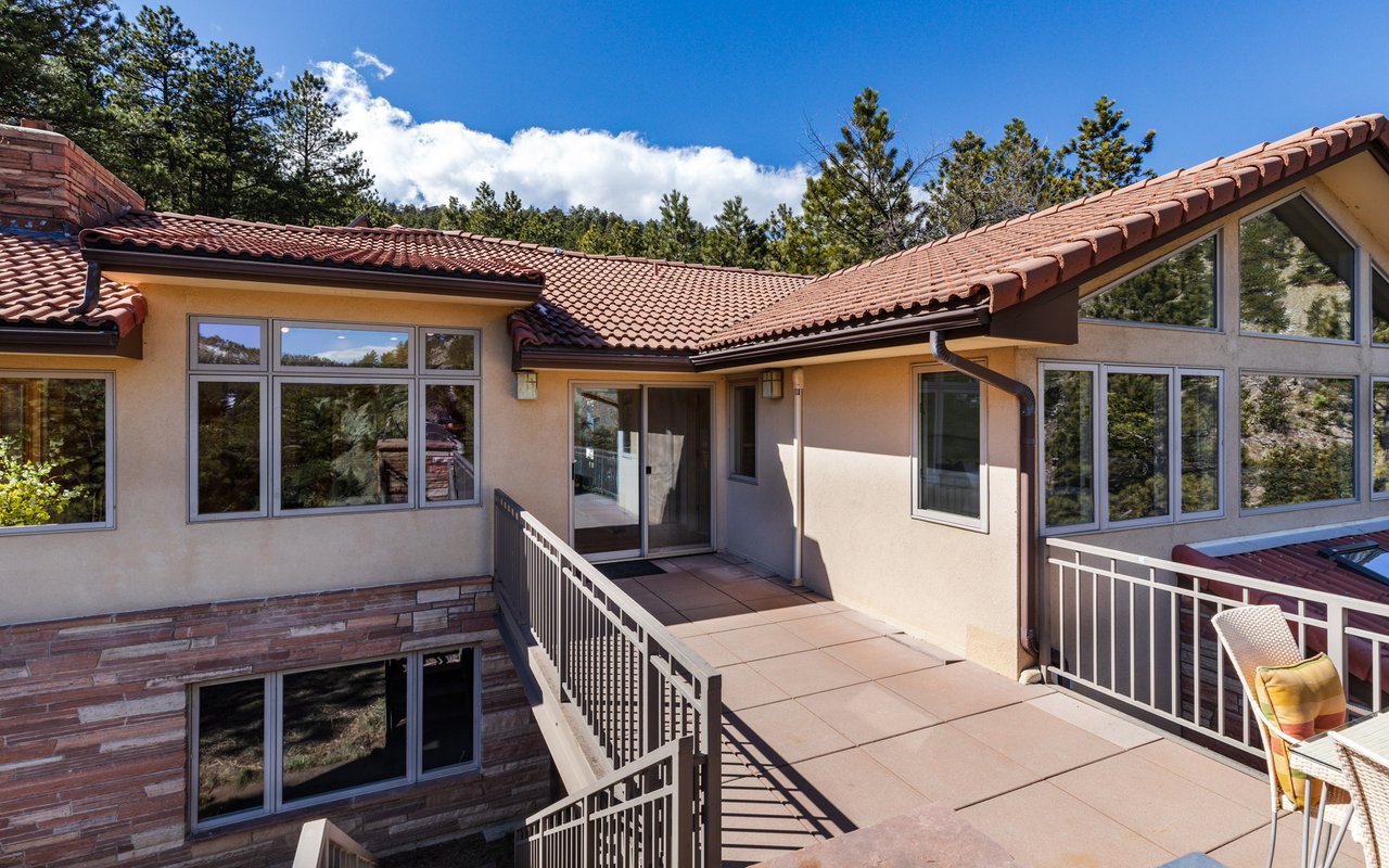 321 Carriage Hills Drive