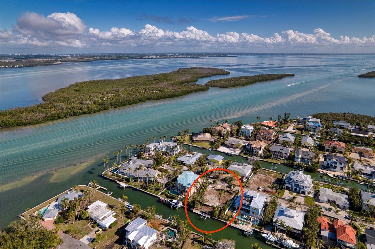 🏝️ Just Listed: Build Your Waterfront Dream on Longboat Key! 🏝️