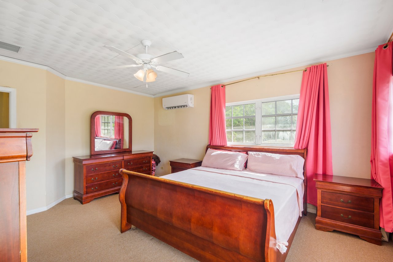 Royal Valley’s Duplex Residence