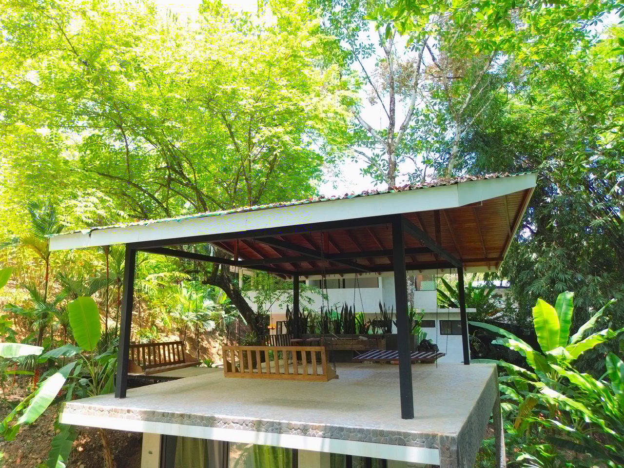 Huge Potential Perfectly Located Retreat Property