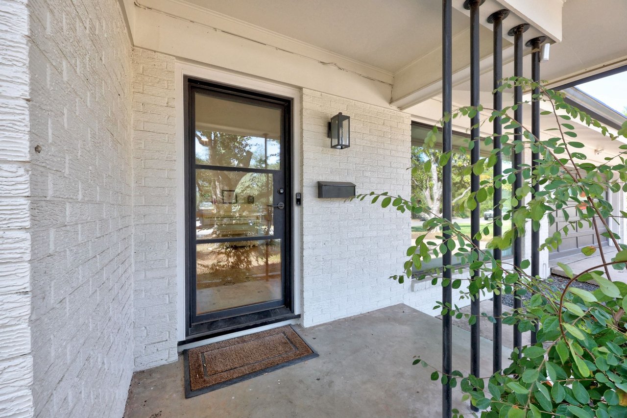 5704 Trailridge