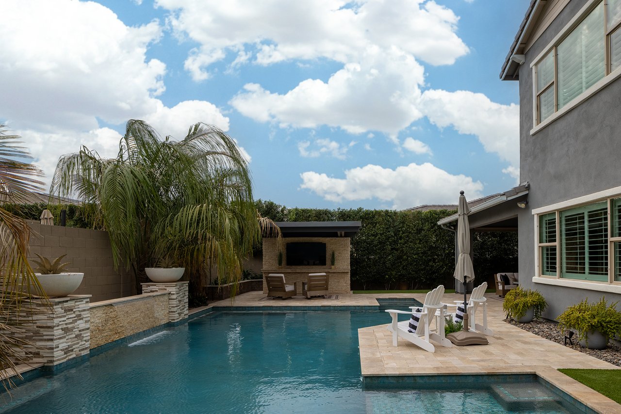 3743 E ARABIAN Drive