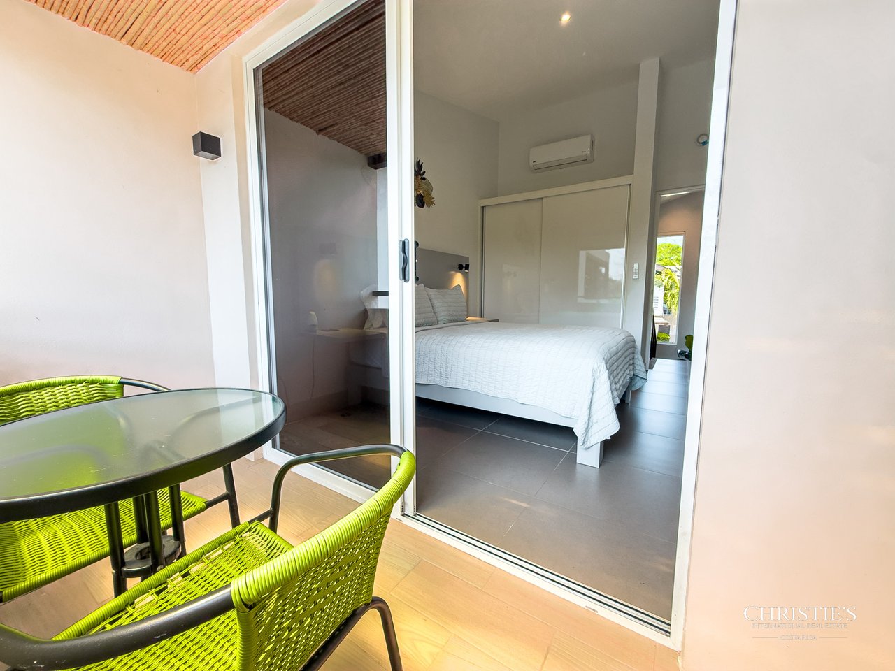 Ciudad del Mar Modern Home - South Jaco Beach 