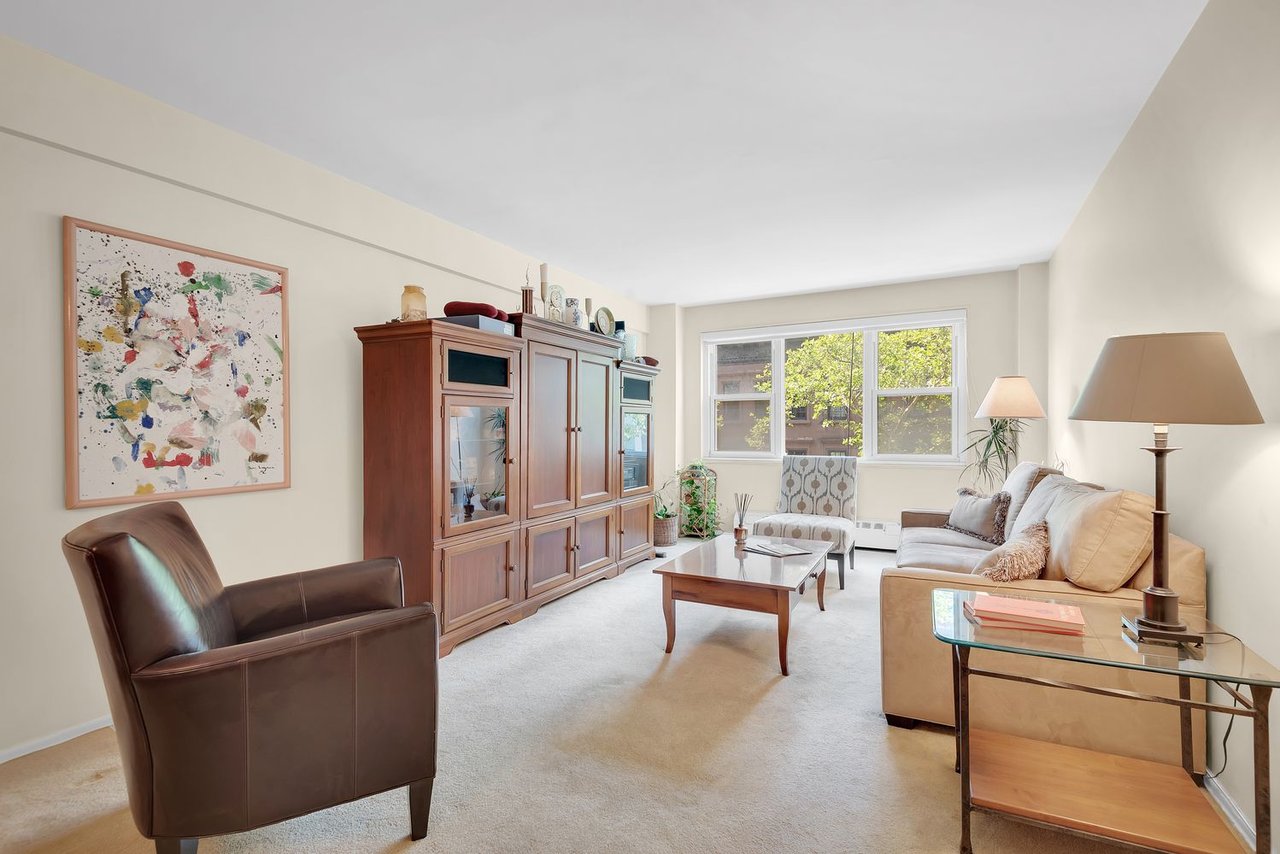 315 E 69th St, Unit 4E
