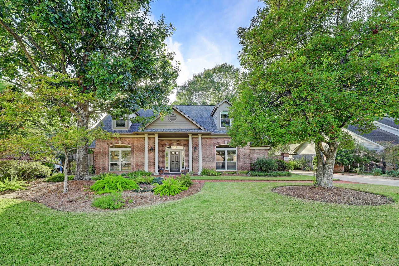 1245 Ben Hur Dr