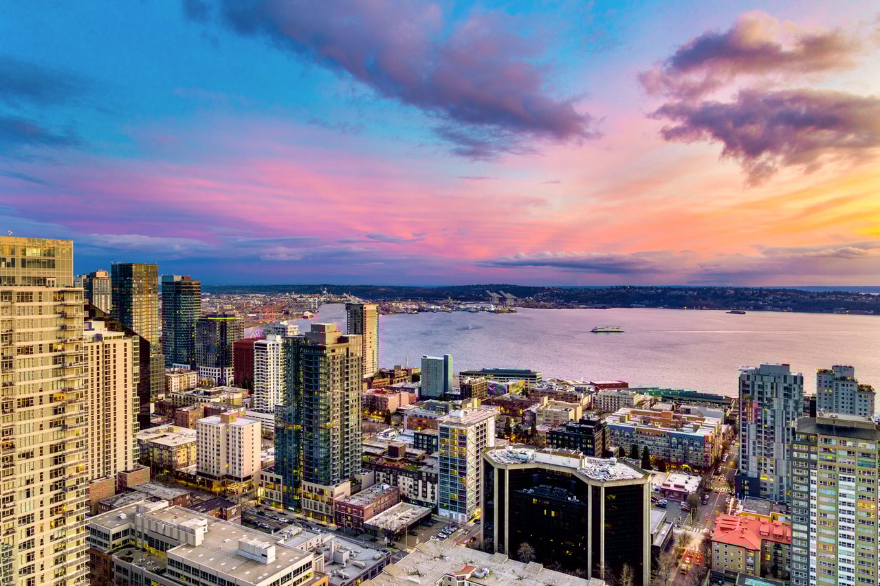 2510 6th Ave Unit 3105