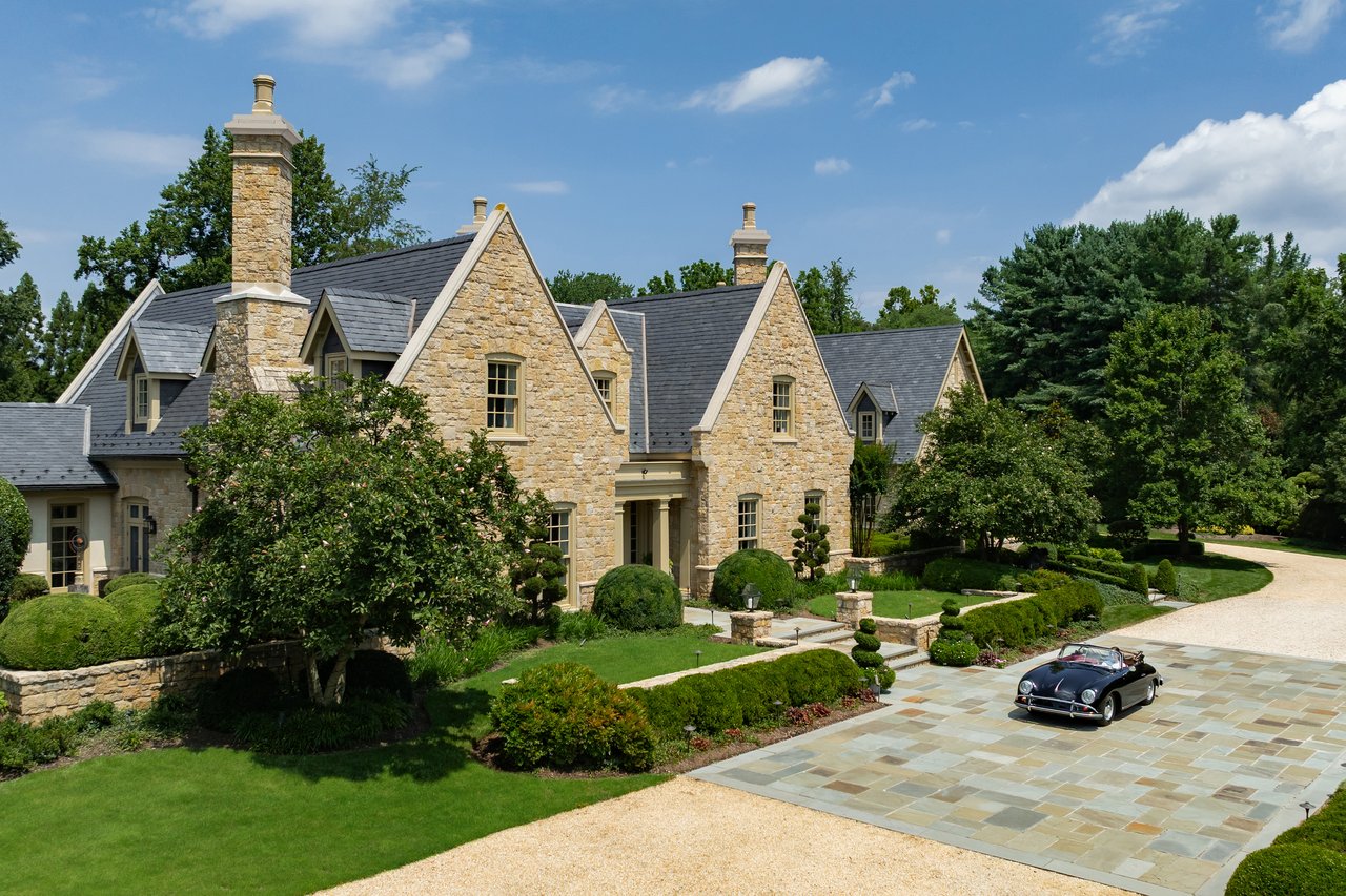Alderley Manor