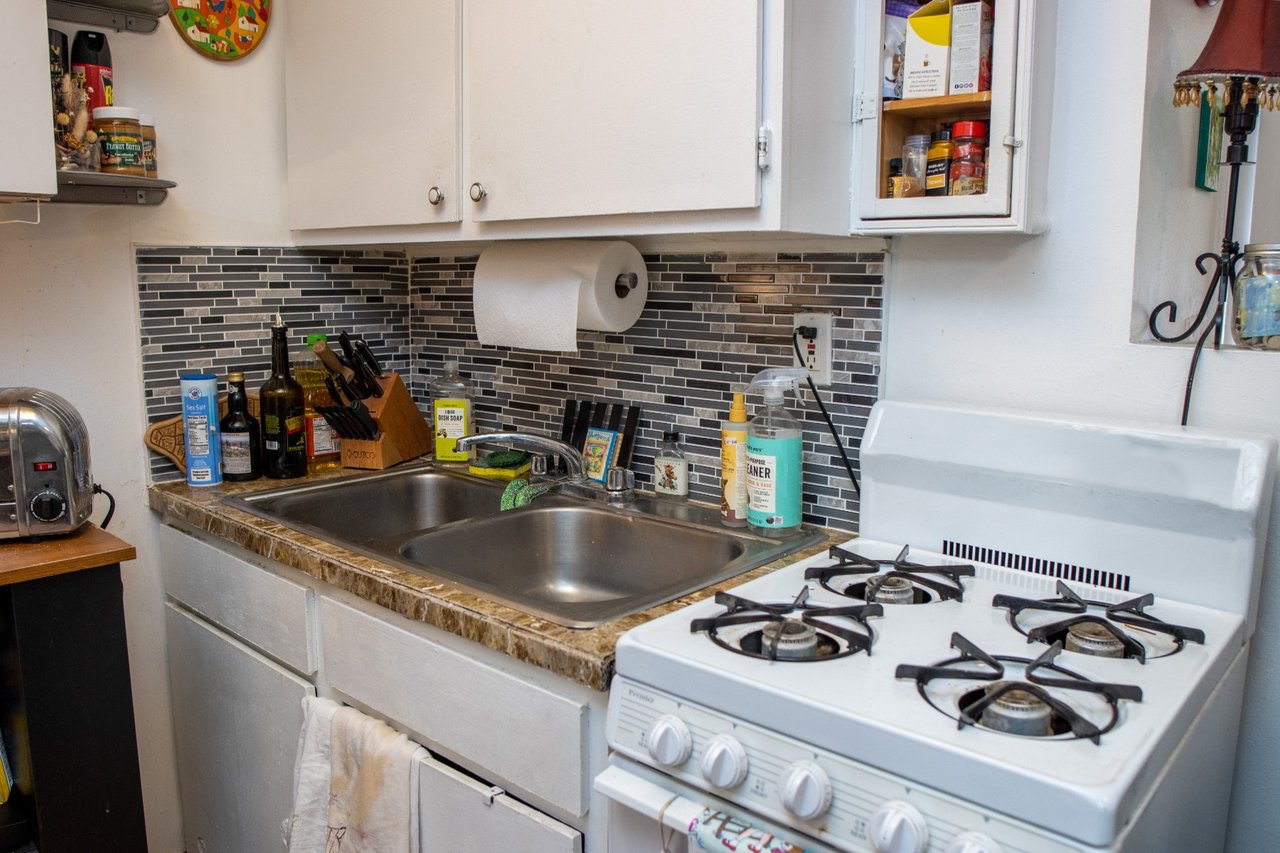  514 East 13th Street, #3R