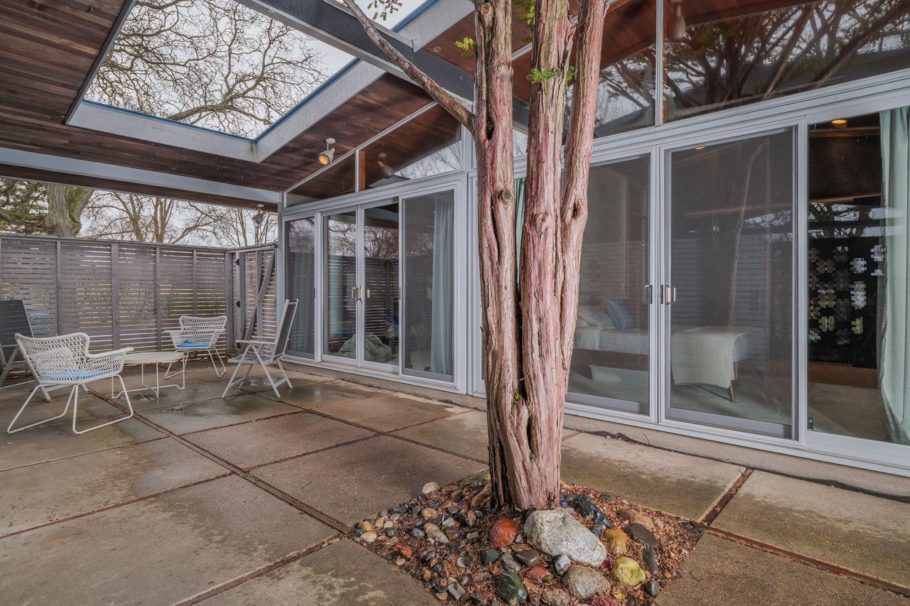 A Truly Tare MCM Gem!