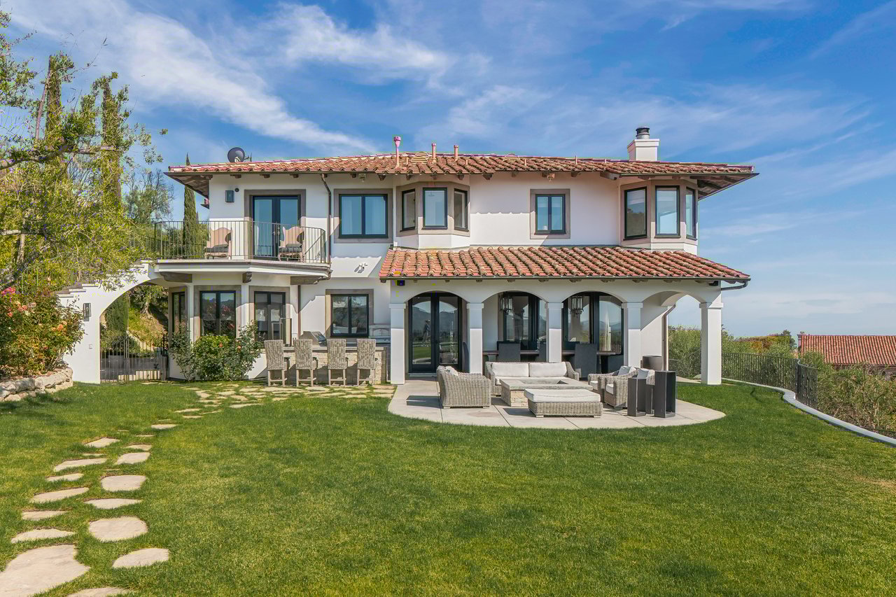 16875 Calle De Sarah