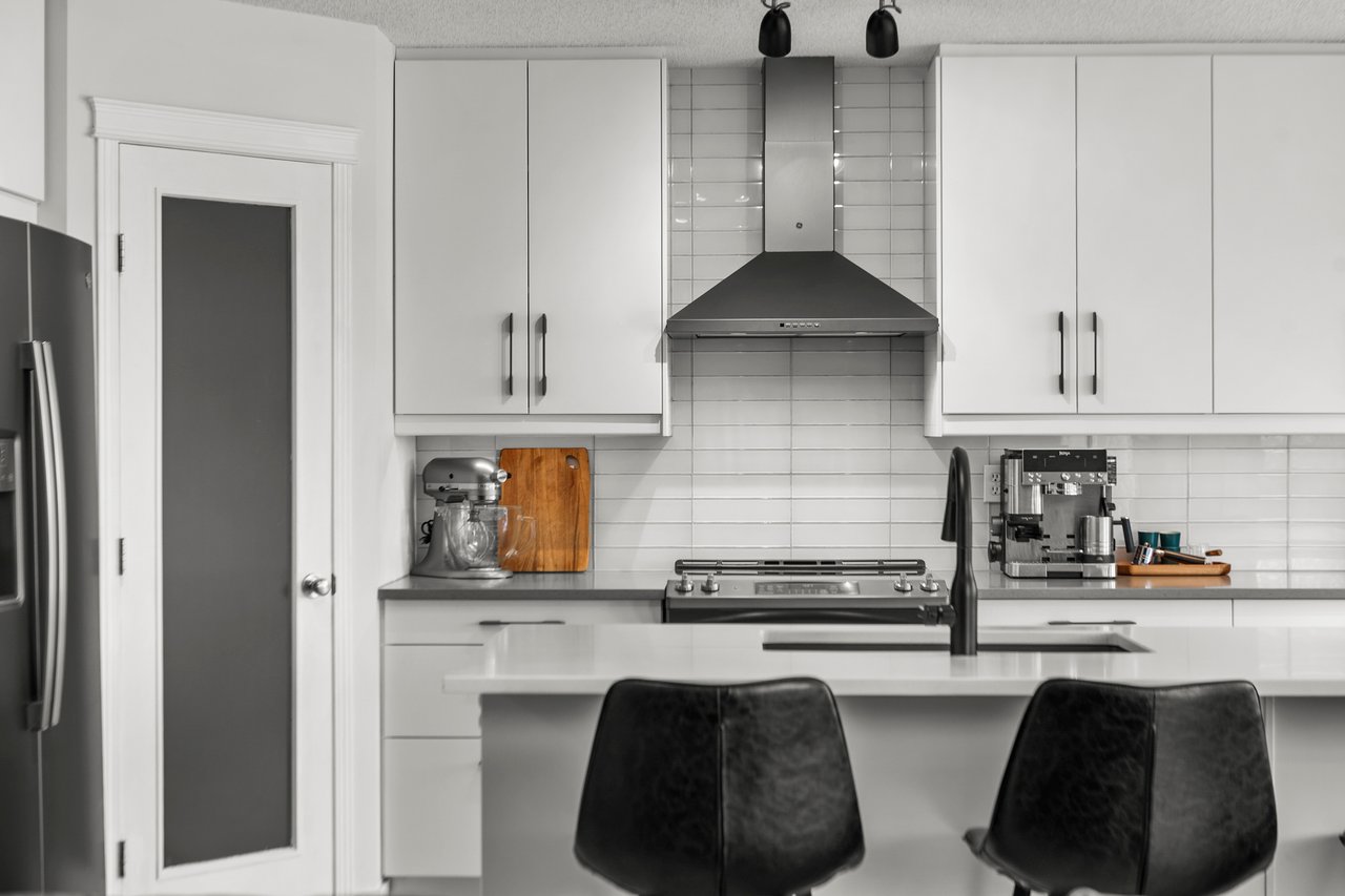 218 Coville Circle NE