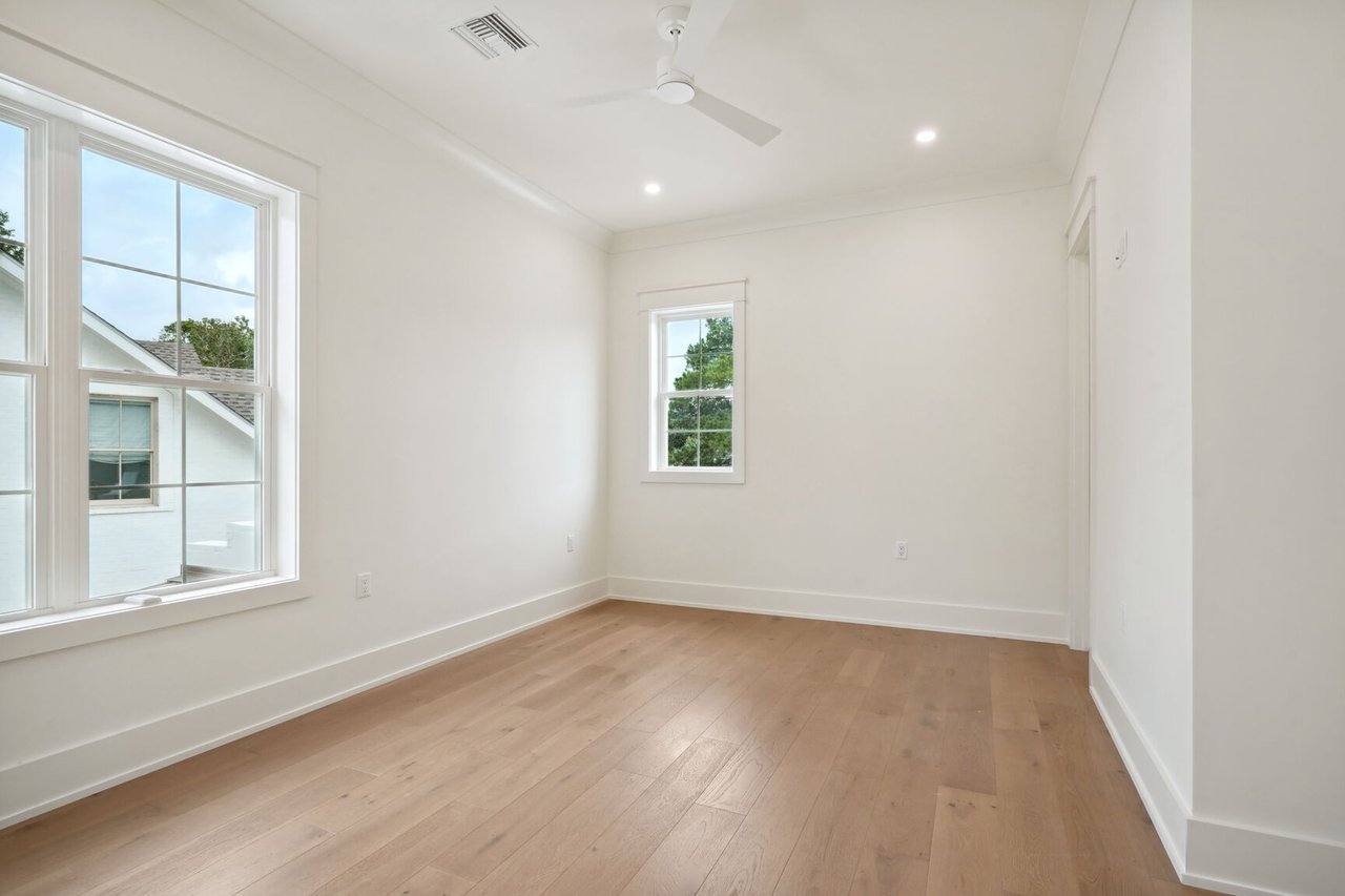 79 FLAMINGO Street