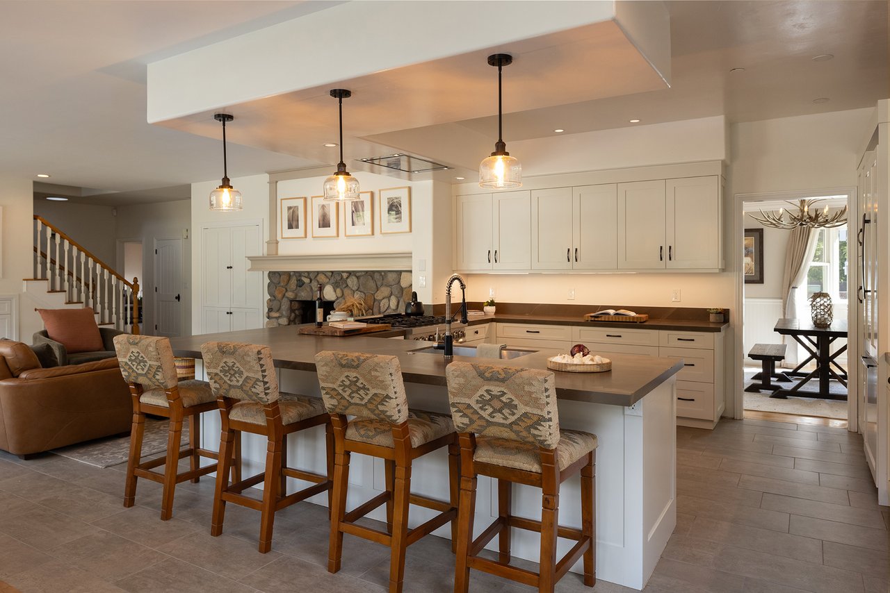 Carmel Valley Country Living