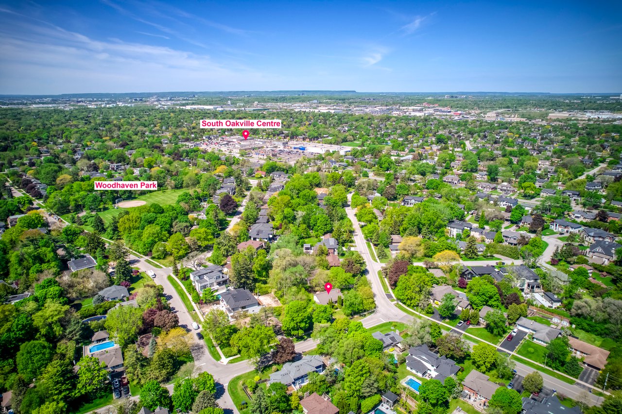 220 Woodhaven Park Dr, Oakville