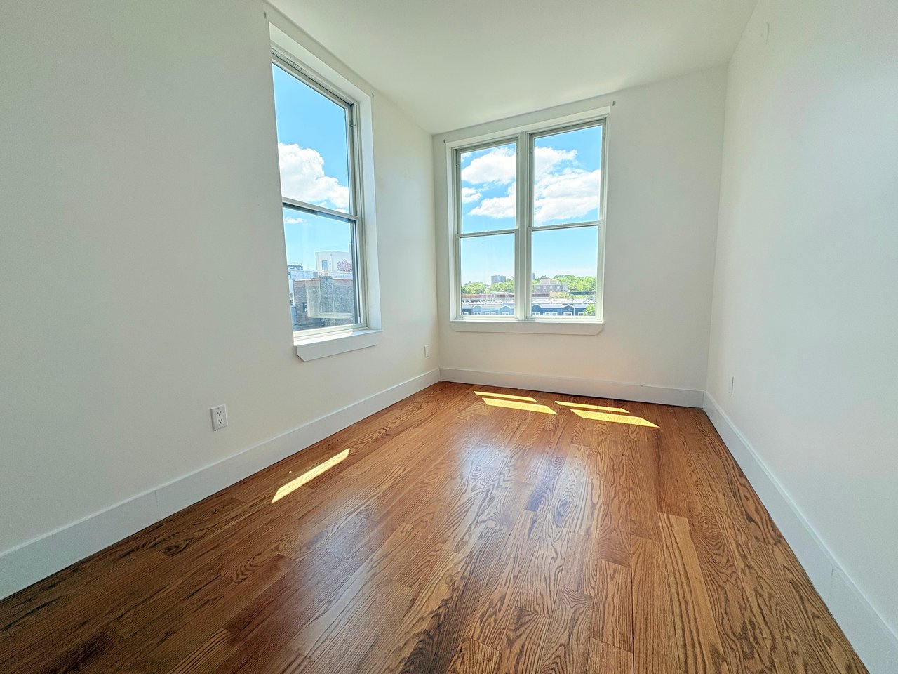 1068 Putnam Avenue 4B