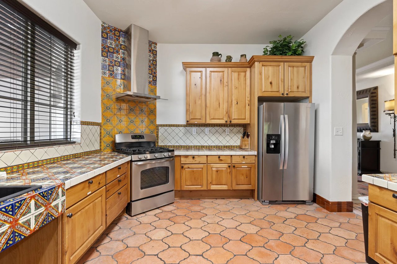9116 Villa Norte Dr | Mediterranean Luxury in Versante Canyon