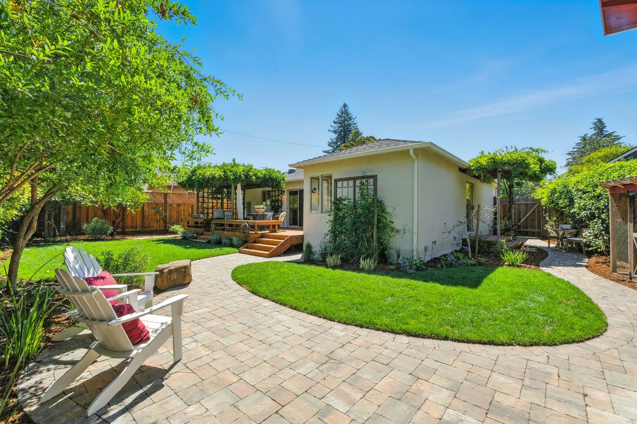 792 Bond Way, Mountain View