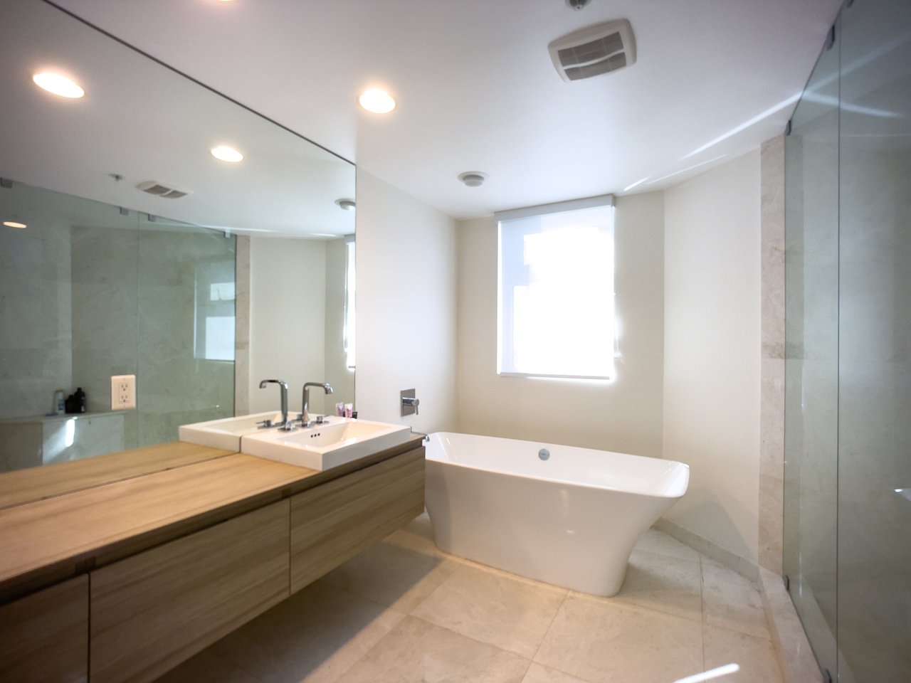 17301 Biscayne Blvd #1203