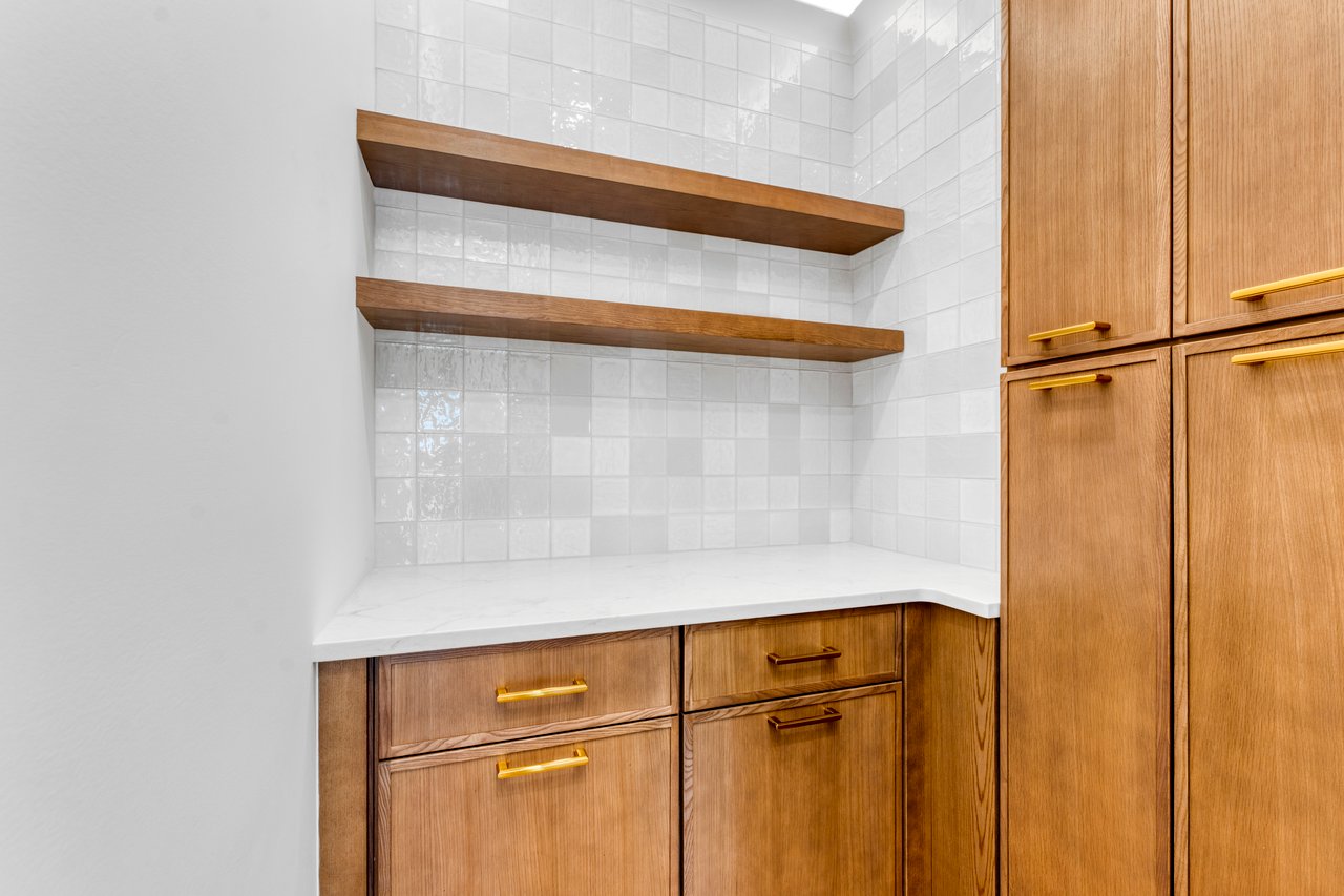 229 Bogert Pl