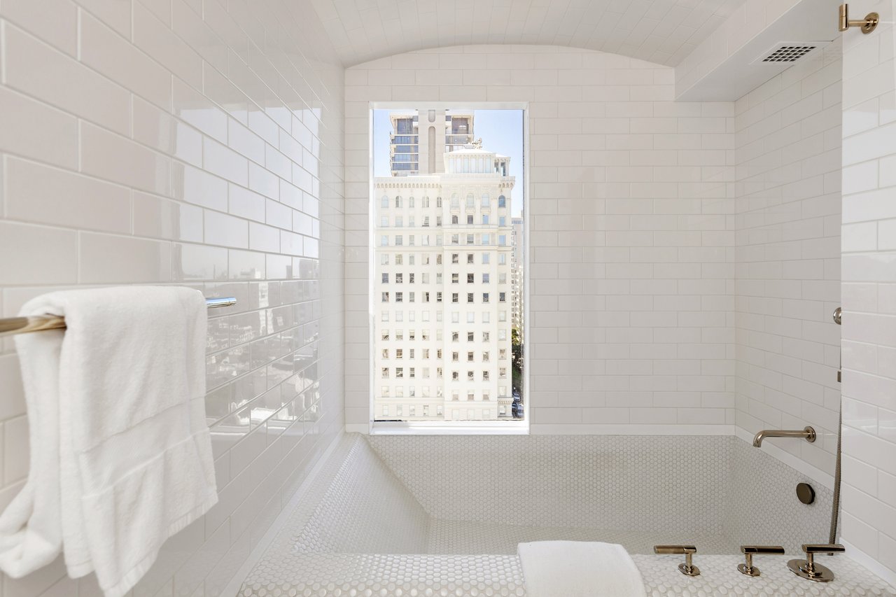 Erin Martin-Designed View Apartment