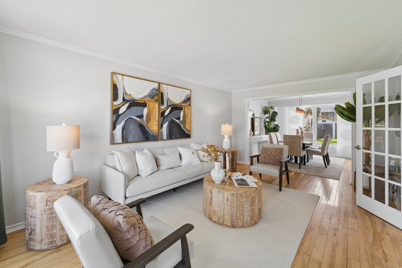 1156 Gloucester Square