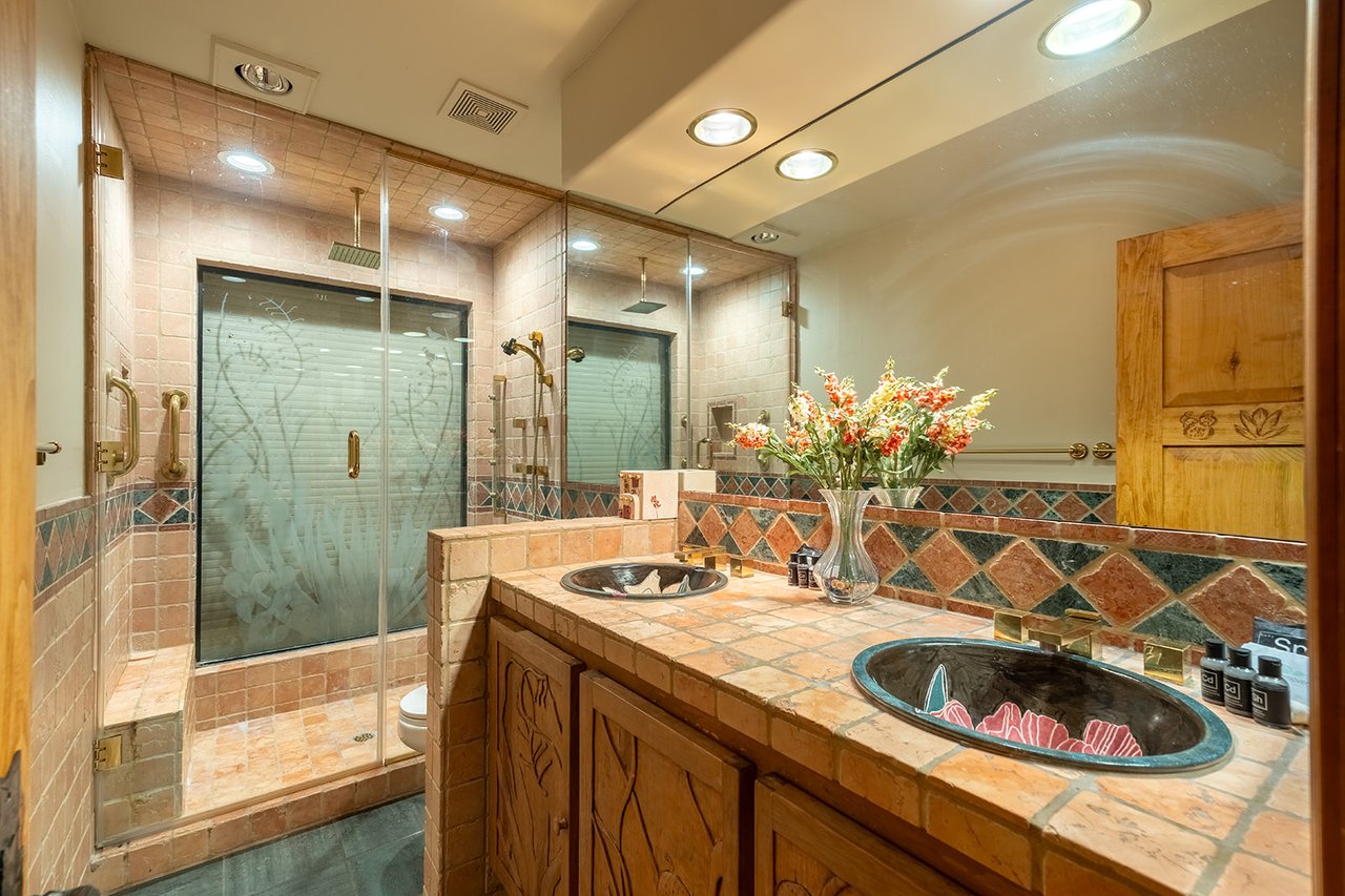 7507 N VIA DE LOS LIBROS