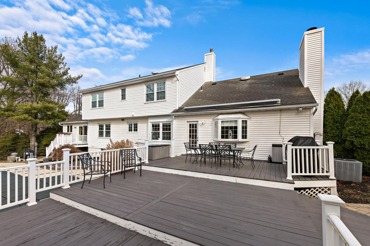 129 Four Winds Drive, Middletown, NJ