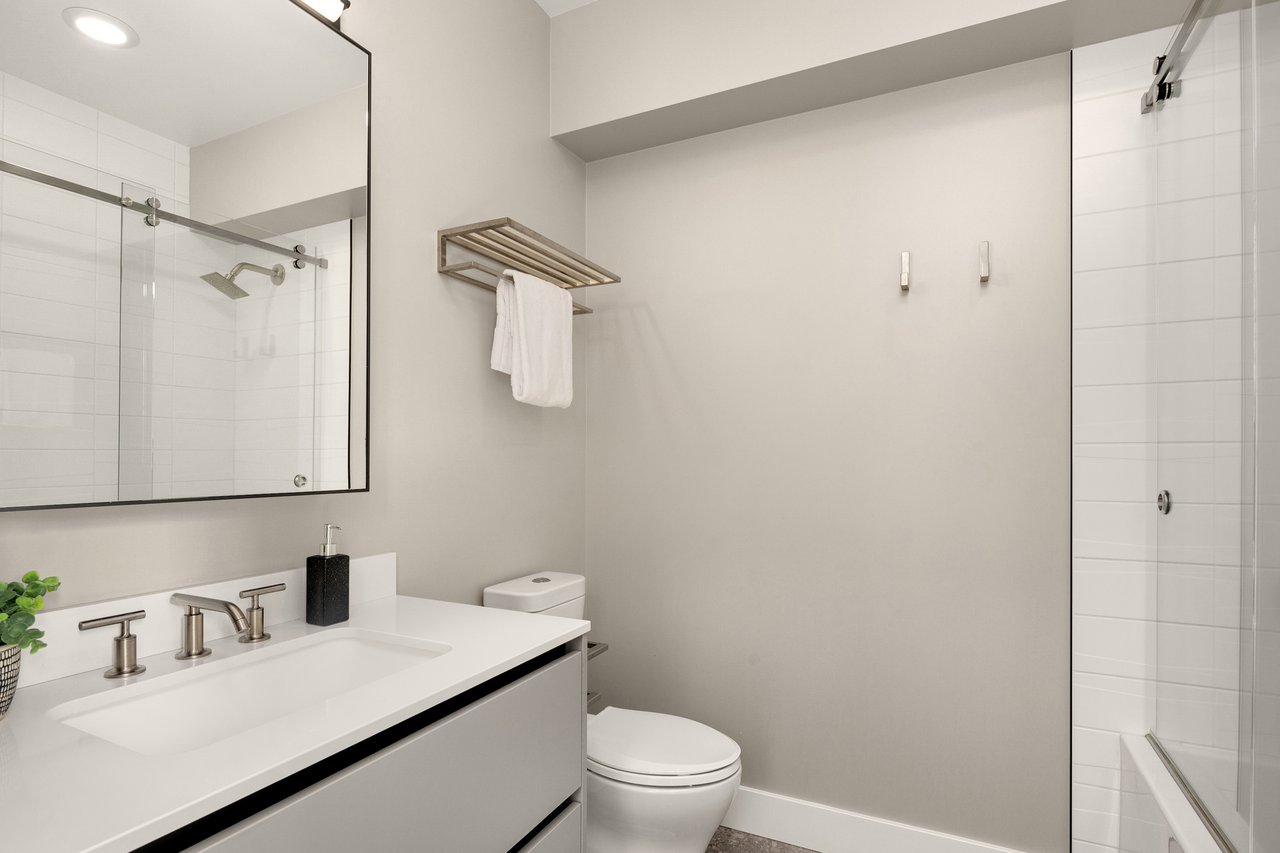 10410 NE 53rd Street