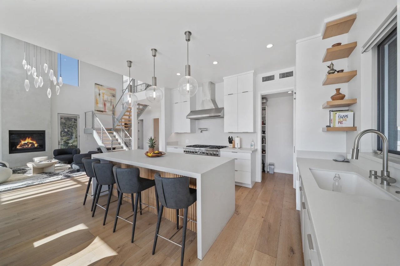 Casa Celeste by Oraklus