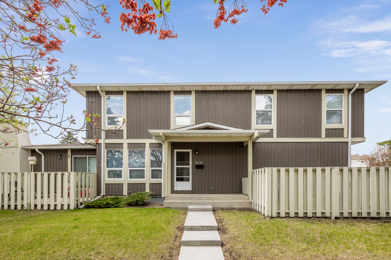 544 Blackthorn Road NE Unit: 1404