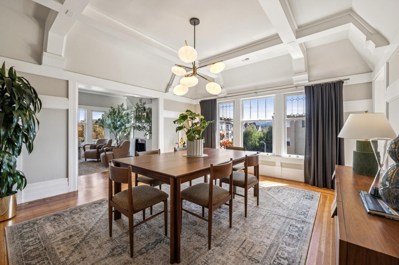 95 6th Avenue