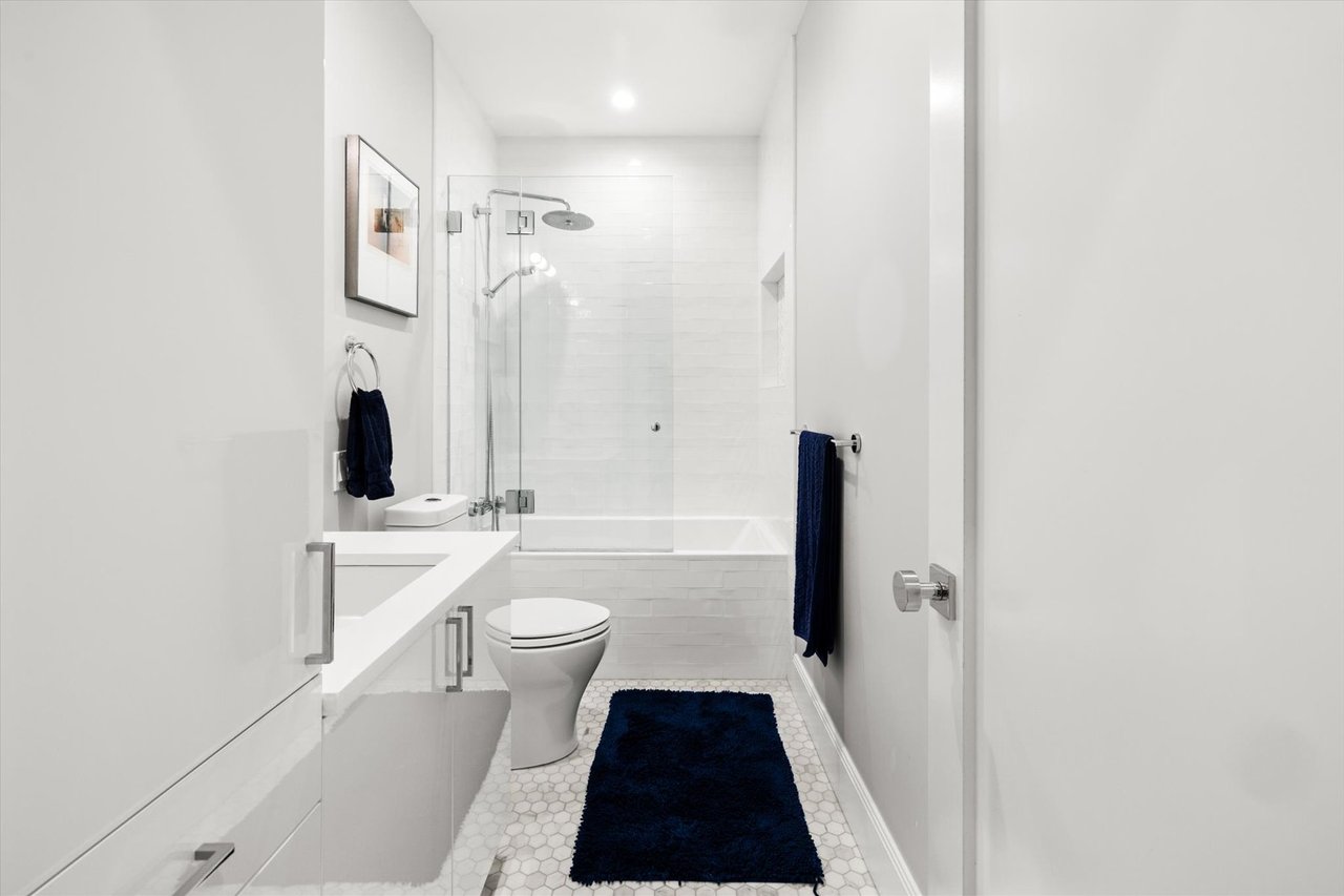 11 Claremont Park, Unit 1