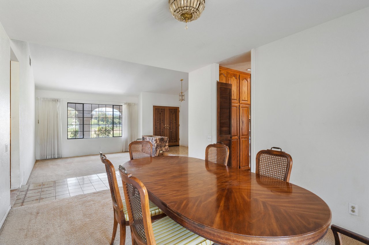 20425 Avenida Castilla