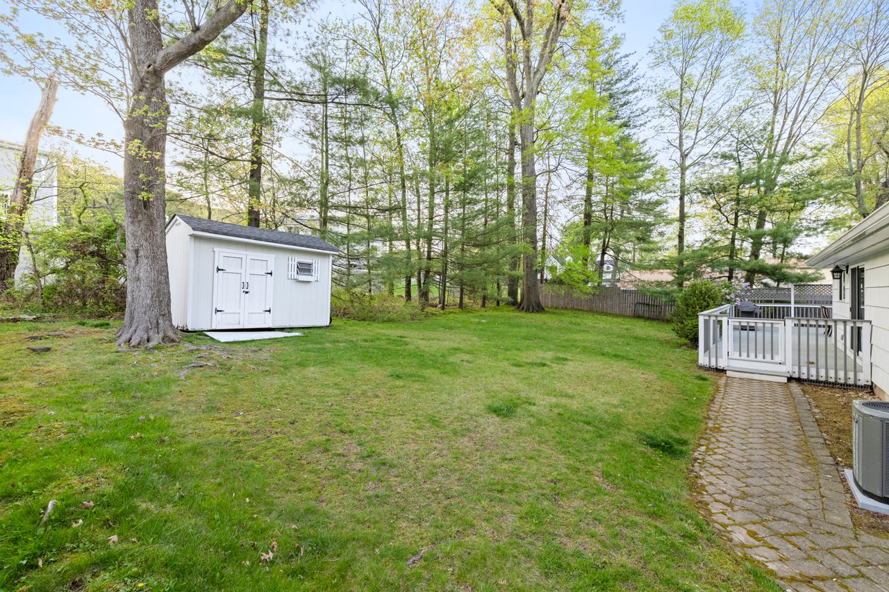 7 Kinkead Dr, Livingston