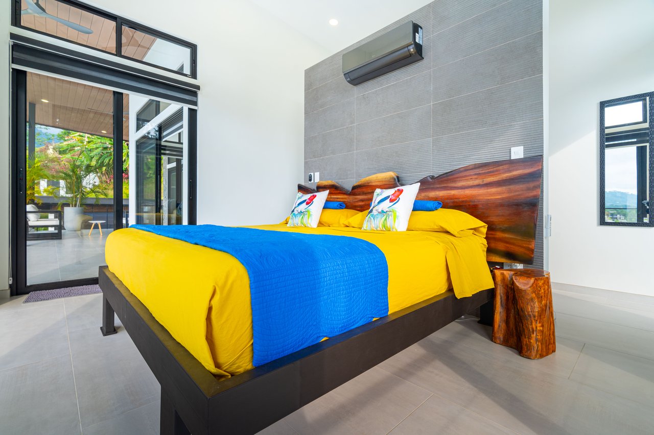 Luxury 4-Bed Home with Ocean & Jungle Views in Ojochal