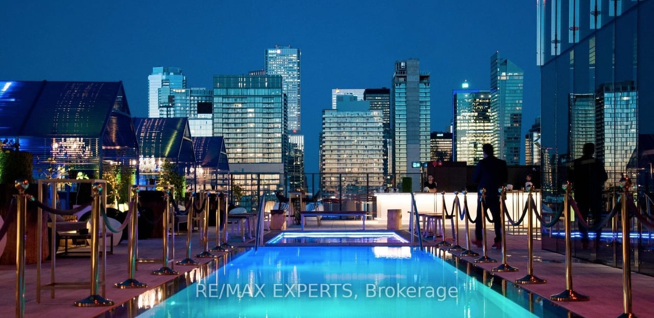 THOMPSON RESIDENCES