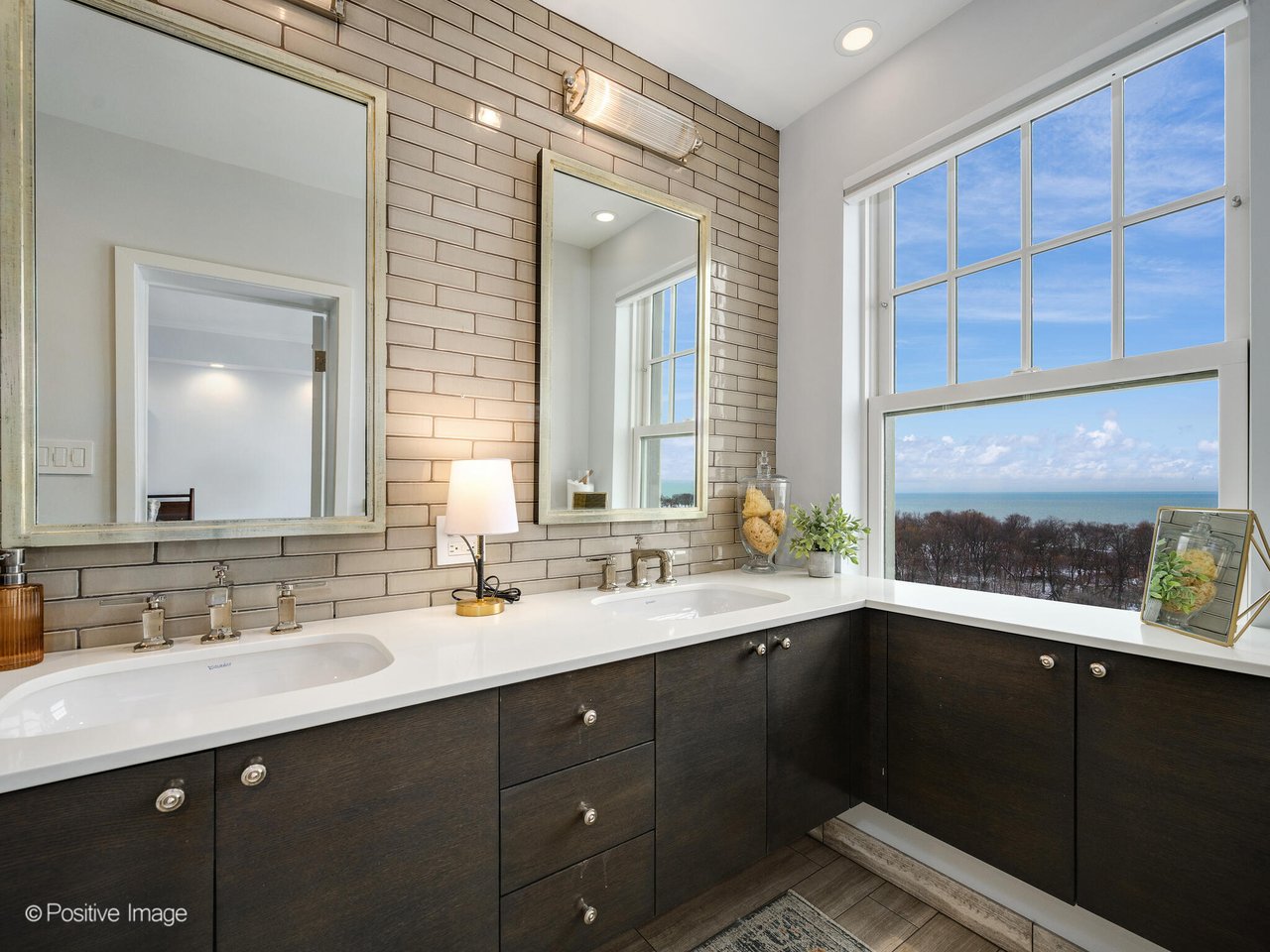 3530 N Lake Shore Dr Unit 11B