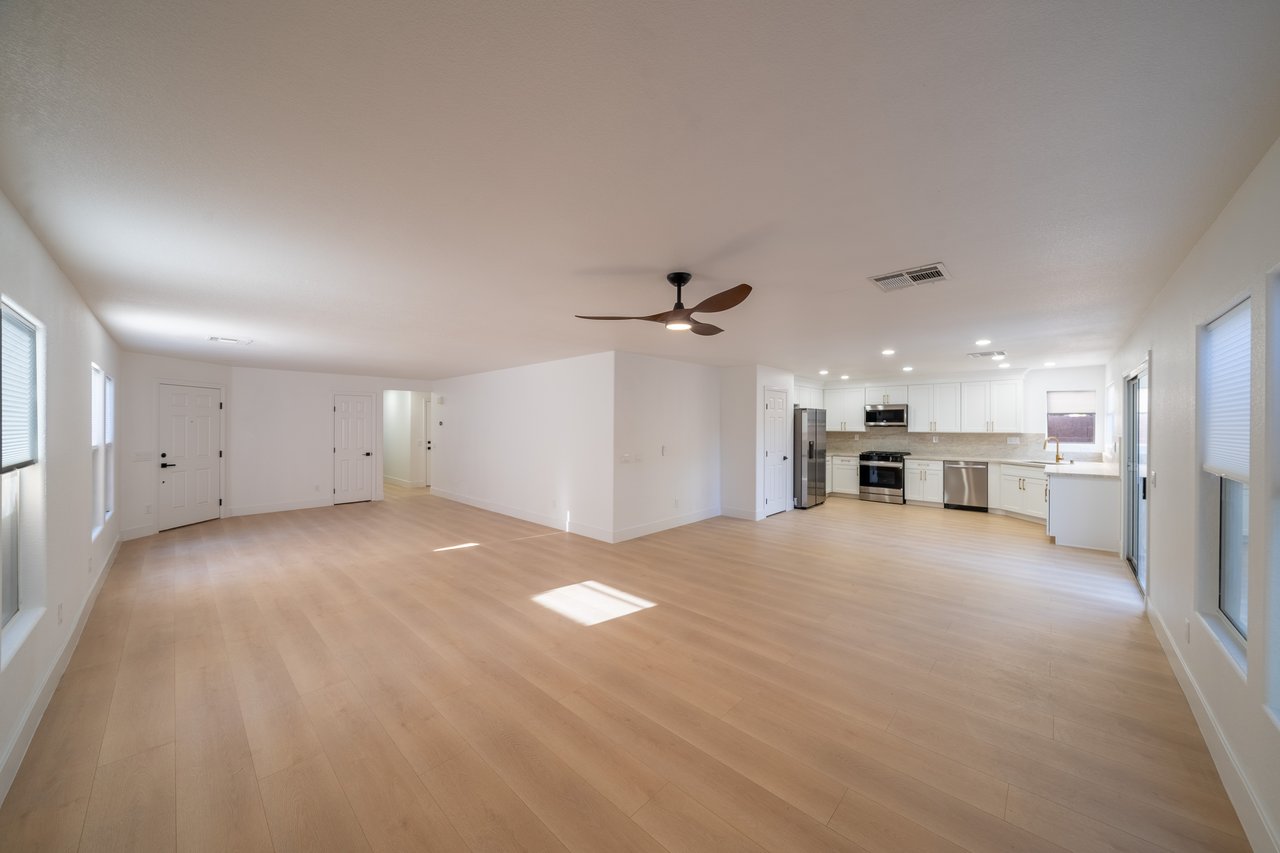 504 Lacabana Beach Drive