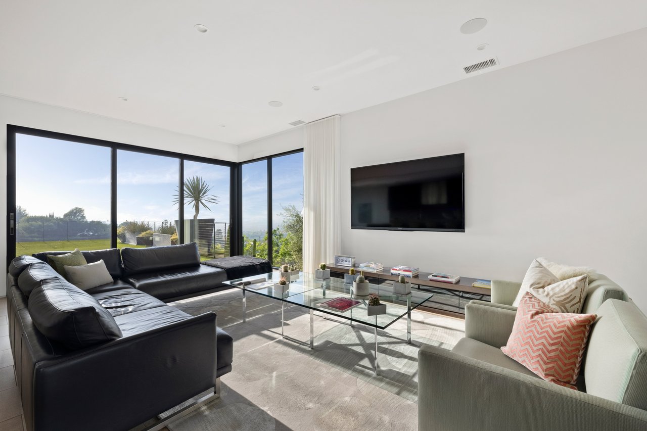 3337 Beverly Ranch Road
