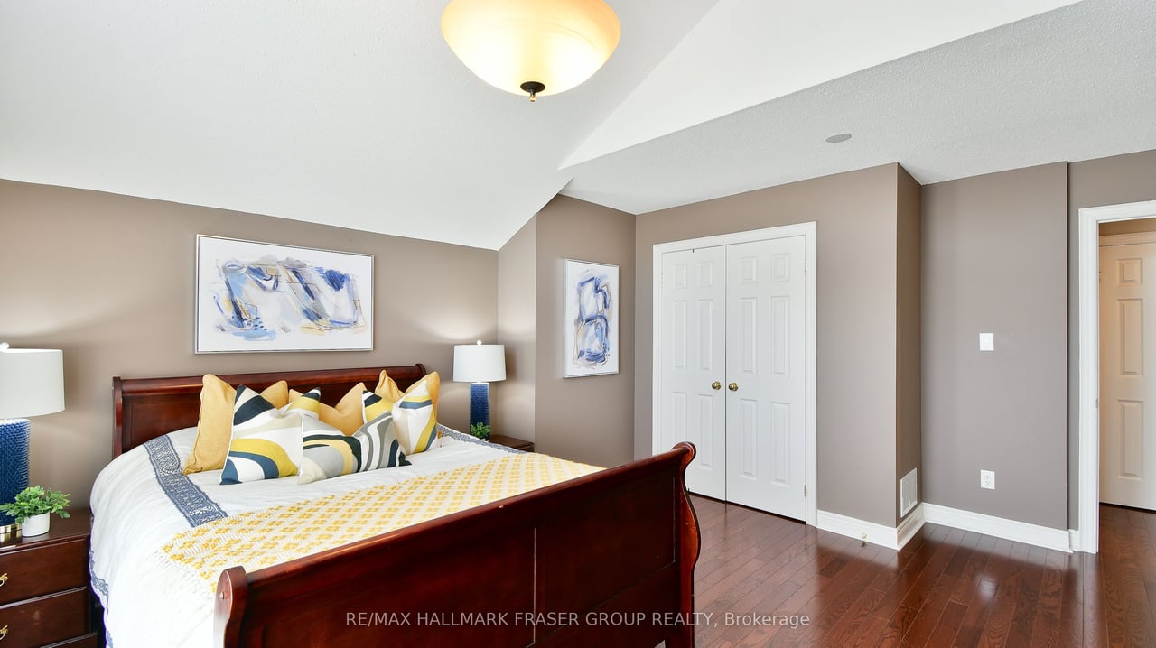 64 Roberson Dr