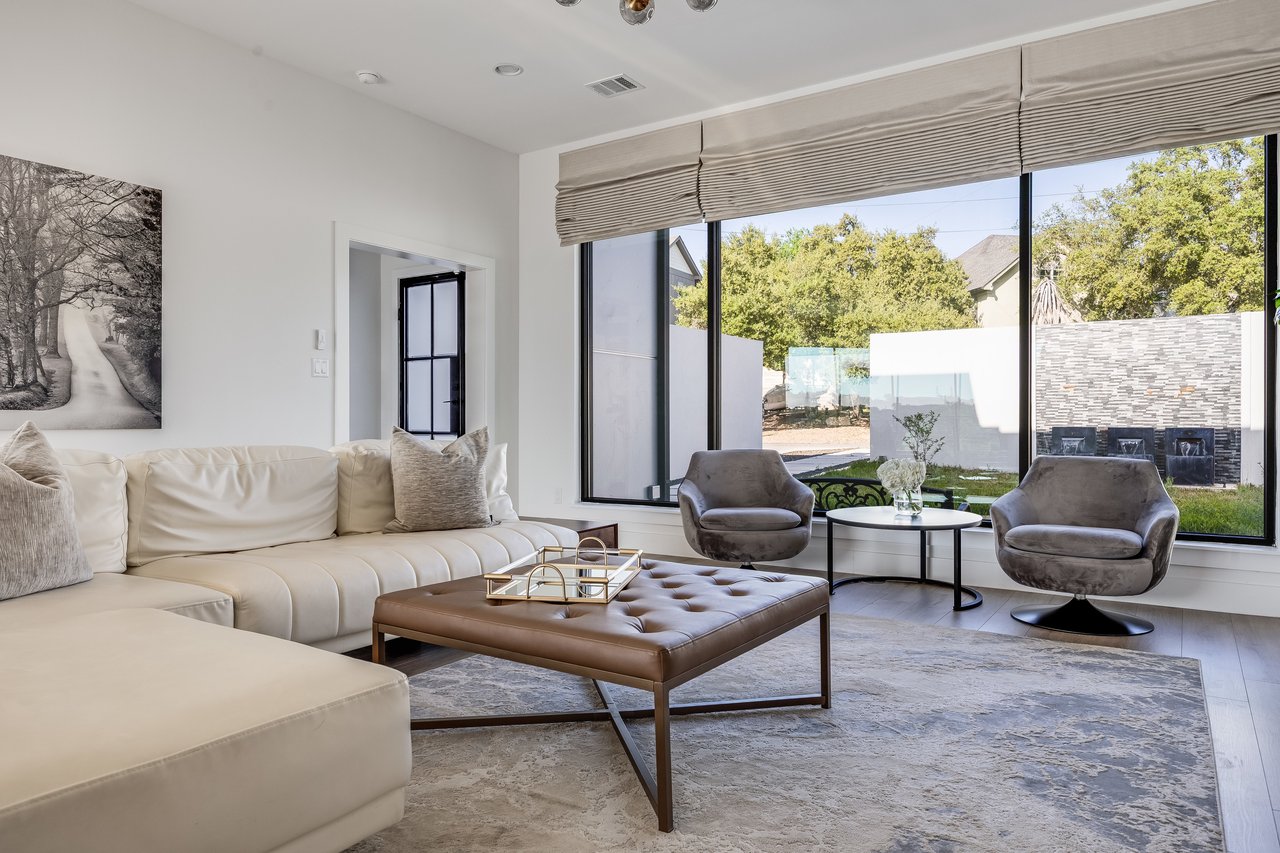 3138 Chisholm Trail