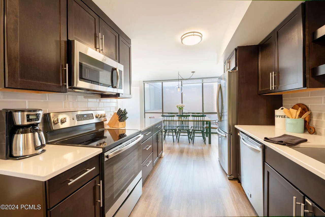 1800 Captain Molly Dr #294