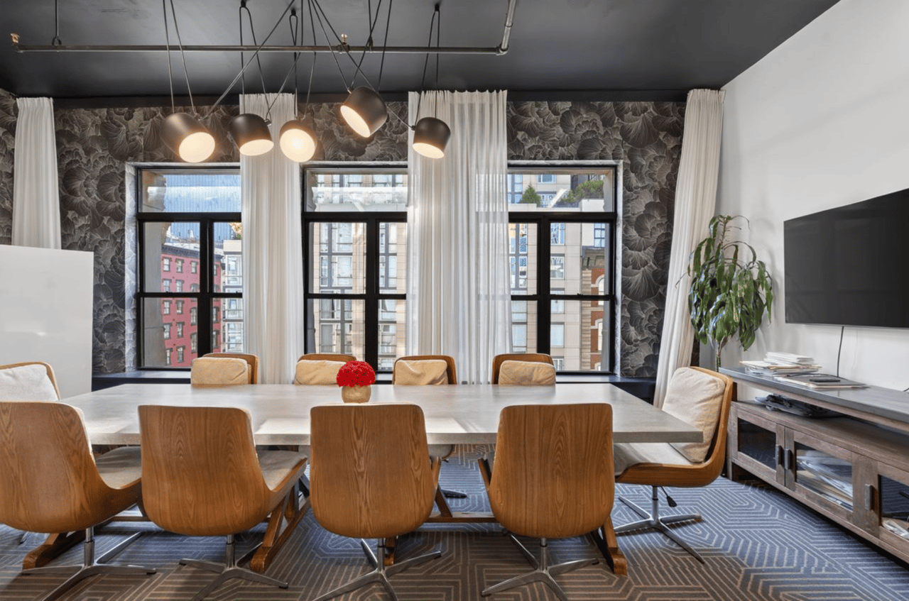 88 West Broadway